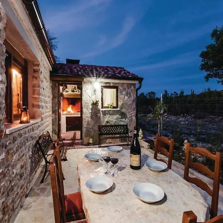 Ferienhaus Anita 1 *